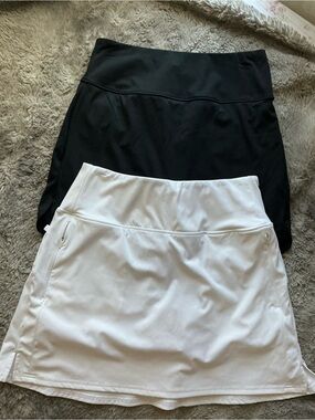 Santiny Women's Active Mini Skirt Duo - Black & White